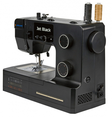 Jaguar Jet Black 003